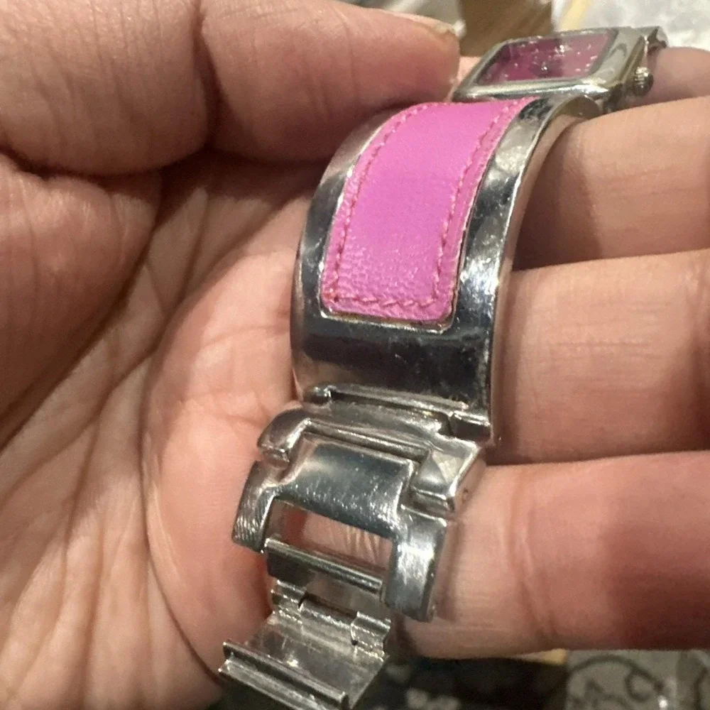 Working Gruen Women's Watch Square Wide Pink Dial & Steel band 24mm Fit‎ 6.5in